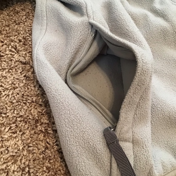 SOLD North Face Gray Fleece Zip Up Sweatshirt - Picture 3 of 8